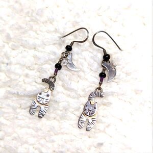 Vintage "Far-fetched" Sterling Silver Kitty Cat Dangle Earrings